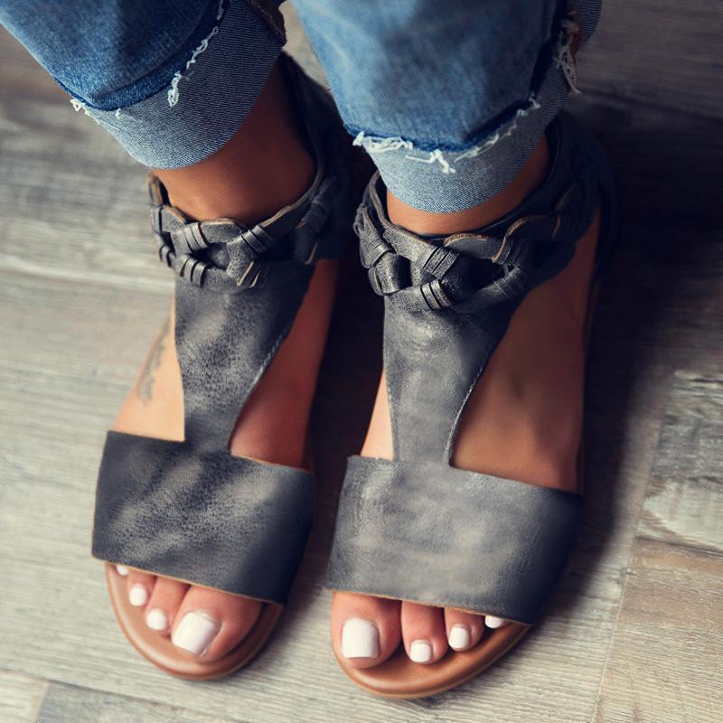 Women Chic Adjustable Buckle PU Sandals
